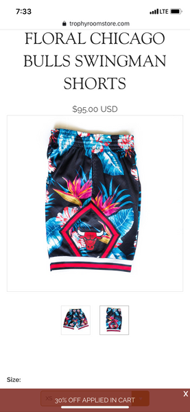 Mitchell & Ness Chicago Bulls Floral Swingman Shorts